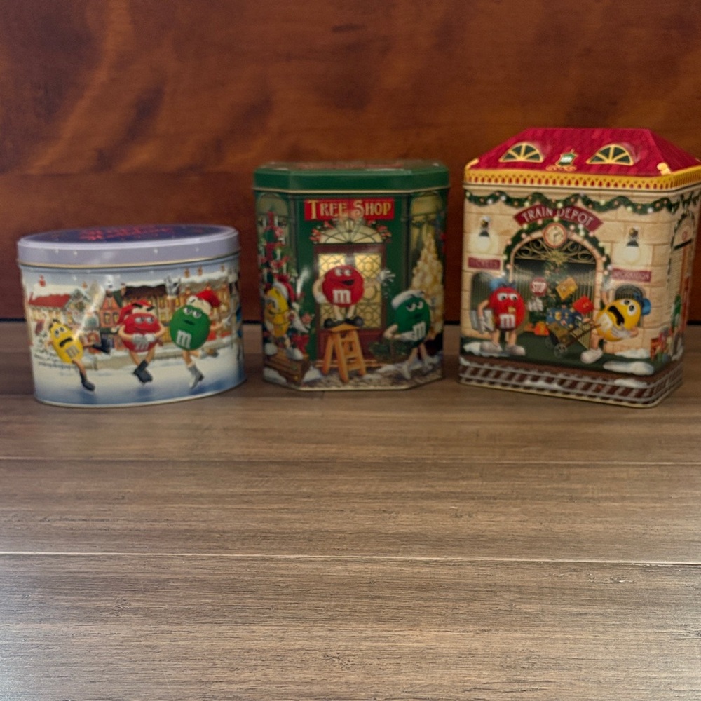 M&M'S vintage Festive Holiday Tin Trio - 1999, 2000 and 2001